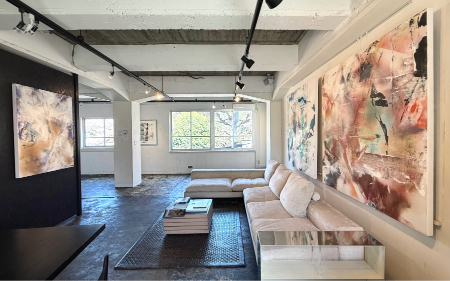 Taku Ibuki Solo Exhibition has finished.